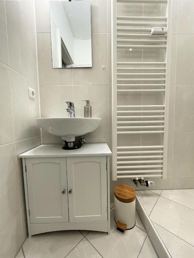 Urbansuites - Dein Zuhause In Wiesbaden Esterno foto
